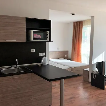 Clara Aparthotel Burgas