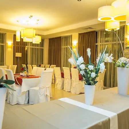 Aparthotel Clara
