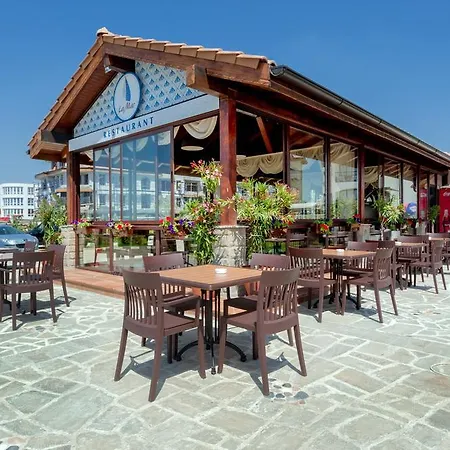 Clara Aparthotel Burgas