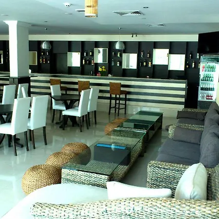 Aparthotel Clara Burgas
